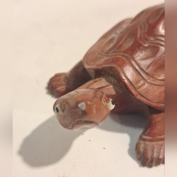 3 Vintage Exotic Rosewood and wood Hand Carved  Turtle Tortoise Figurines - Picture 14 of 14
